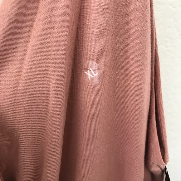 Lira beach boardwalk romper size XL never worn - Picture 4 of 4